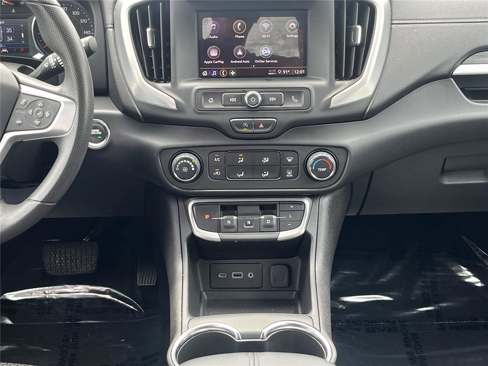 Used 2024 GMC Terrain SLE image 16