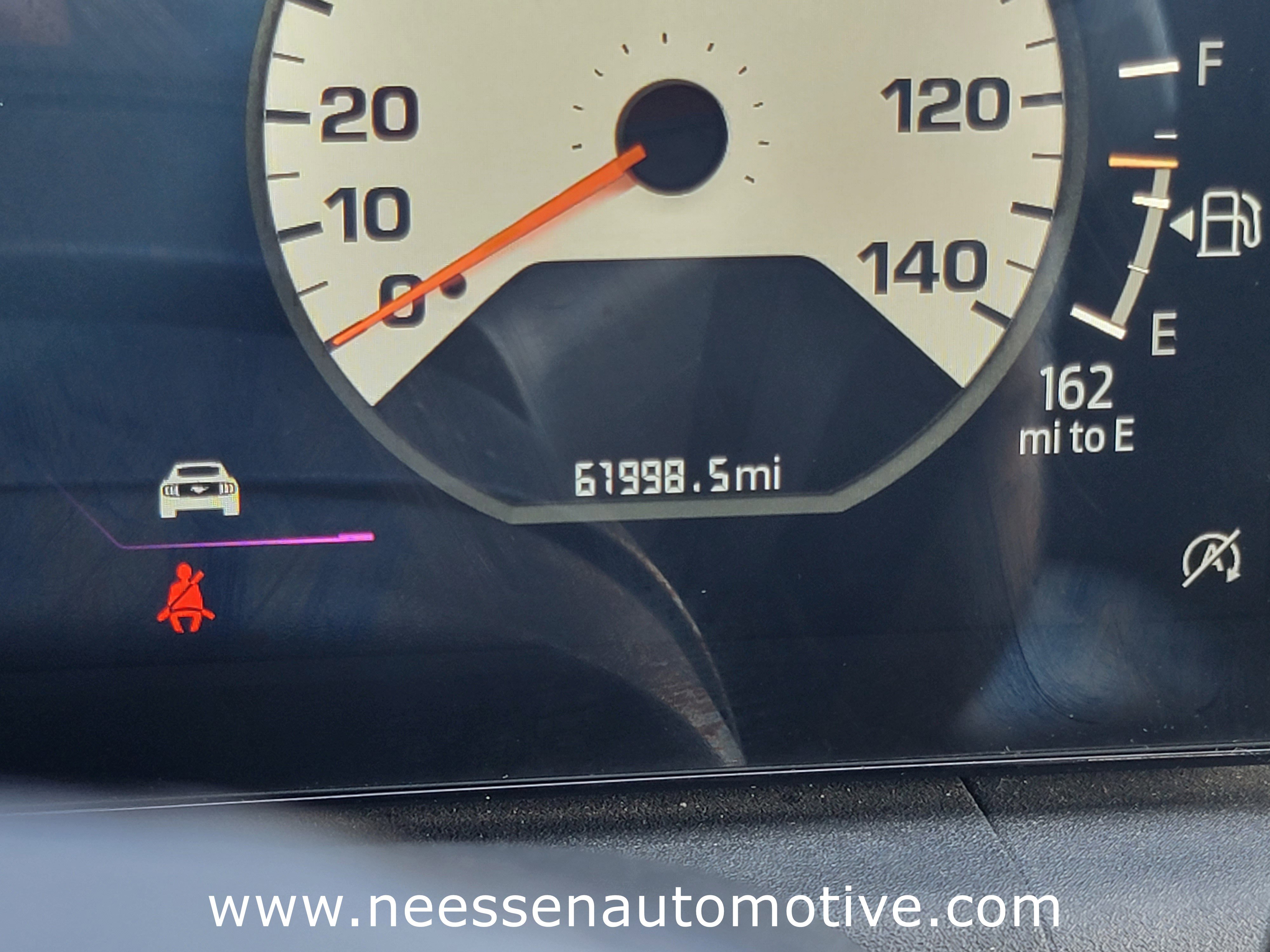 Used 2024 Ford Mustang Convertible image 20