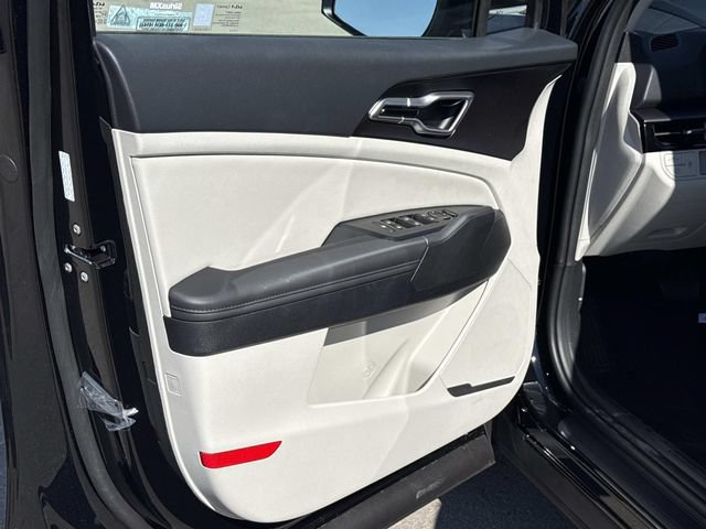 New 2026 Kia Sportage EX FWD image 10