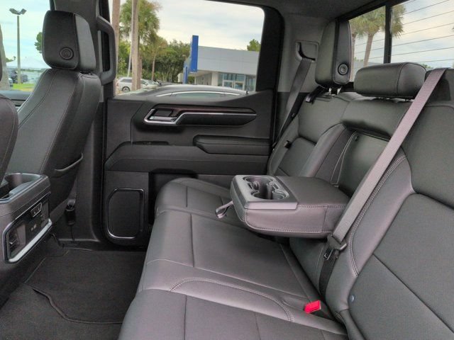 Used 2024 GMC Sierra 1500 SLT w/ SLT Premium Plus Package AWD/4WD image 14