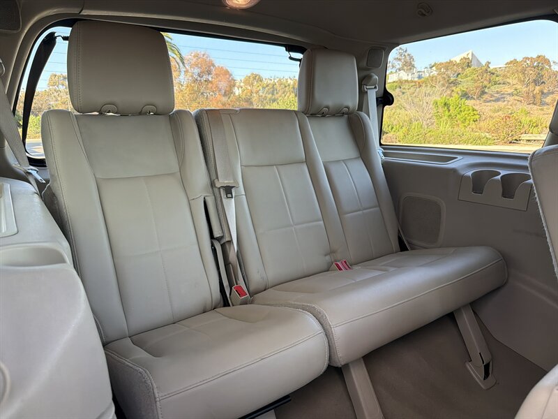 Used 2008 Lincoln Navigator 2WD image 19