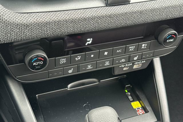 New 2026 Subaru Outback Limited AWD/4WD image 17