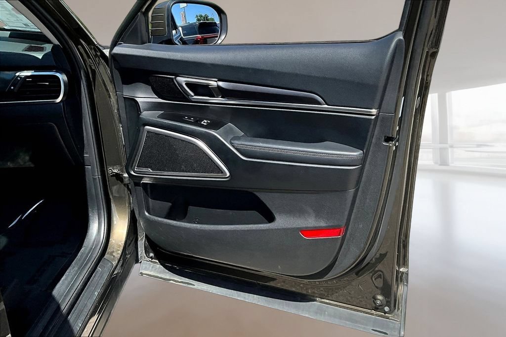 Certified 2025 Kia Telluride S AWD/4WD image 28