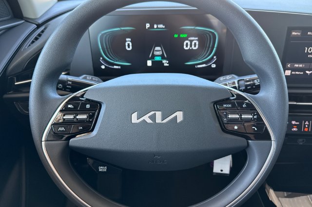 New 2026 Kia Niro LX FWD image 25