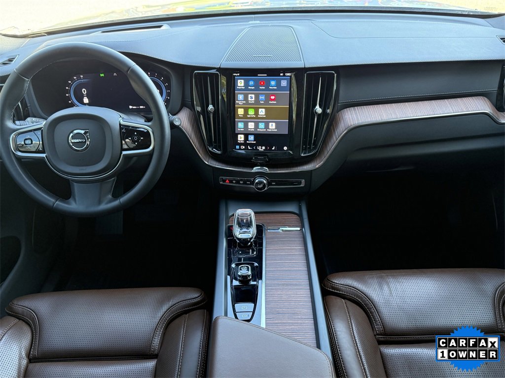 Used 2023 Volvo XC60 B5 Ultimate w/ Protection Package Premier image 16