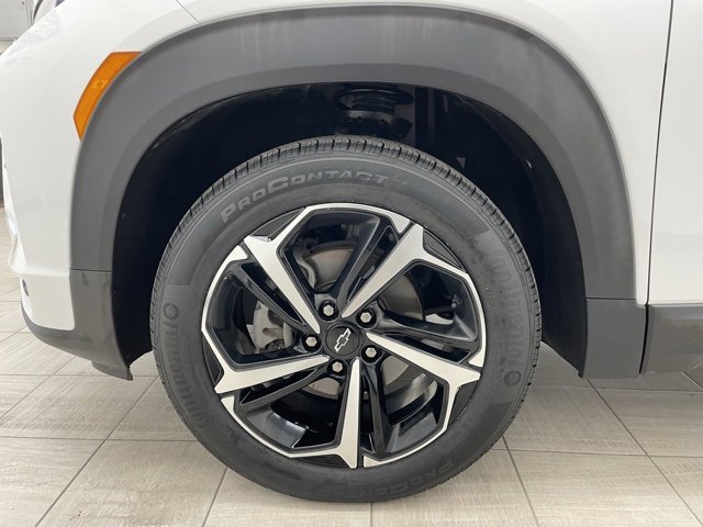 Certified 2023 Chevrolet TrailBlazer RS w/ Sun and Liftgate Package image 6