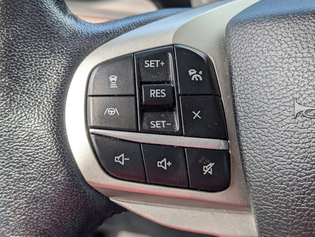 Used 2021 Ford Explorer Limited w/ Equipment Group 301A RWD image 19