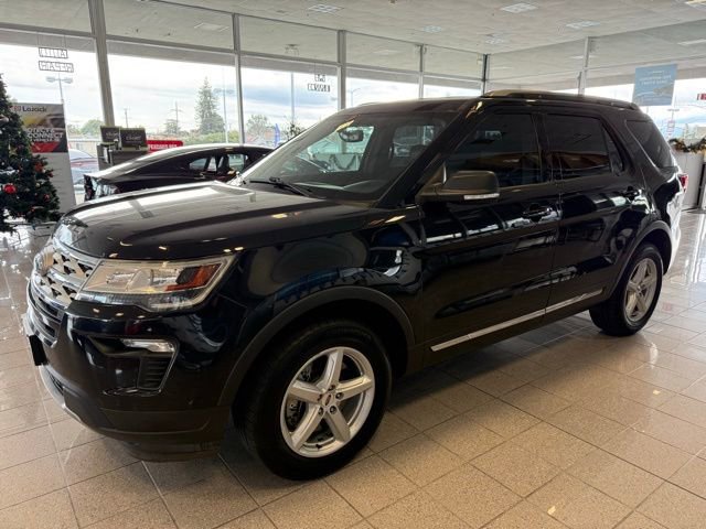 Used 2019 Ford Explorer XLT w/ Equipment Group 202A image 6