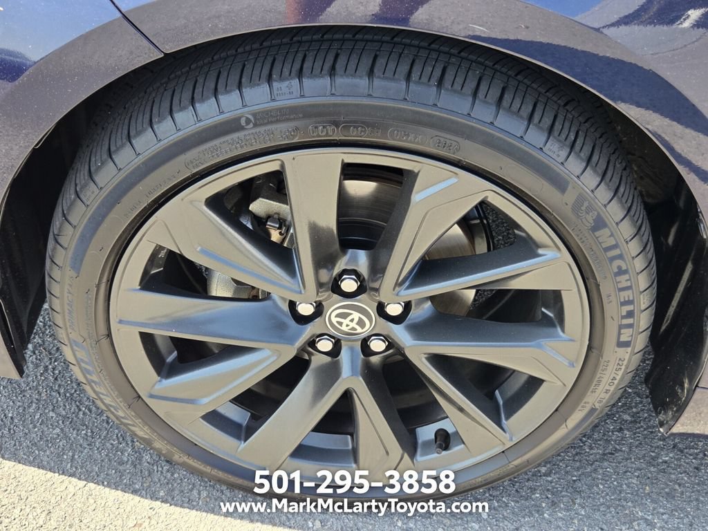 Used 2025 Toyota Corolla SE FWD image 16