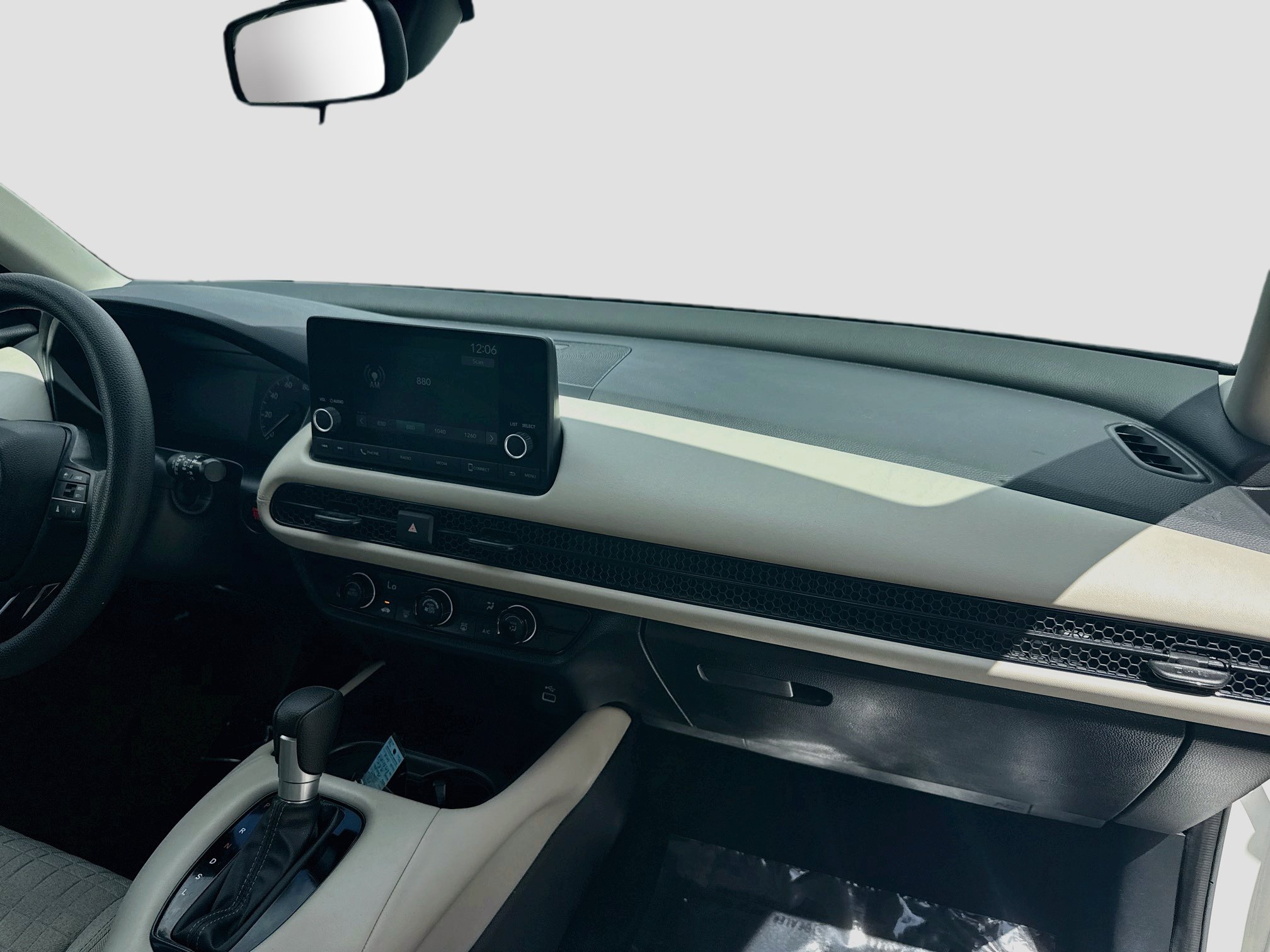 Used 2024 Honda HR-V LX image 31