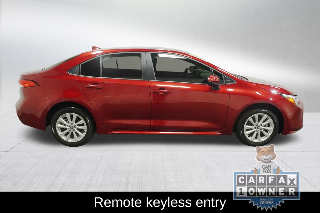 Used 2024 Toyota Corolla LE w/ LE Convenience Package FWD image 5
