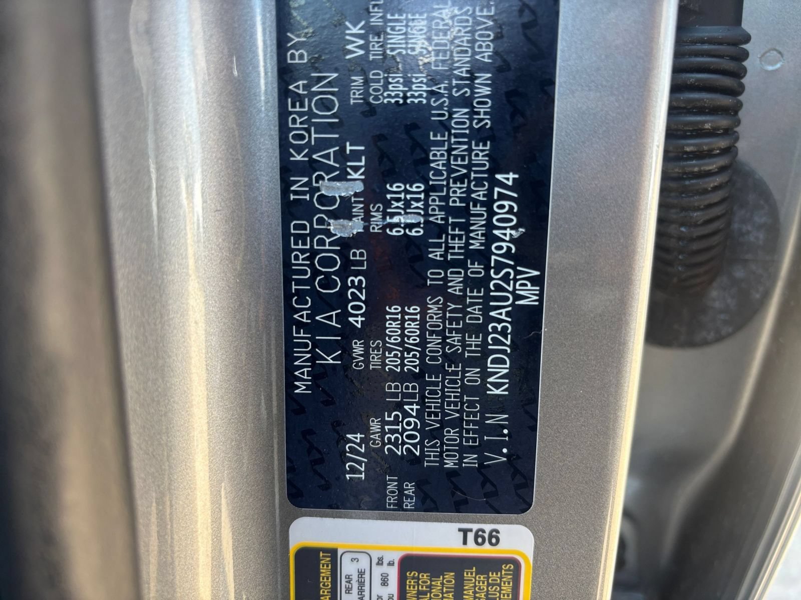 Used 2025 Kia Soul LX w/ LX Technology Package FWD image 21