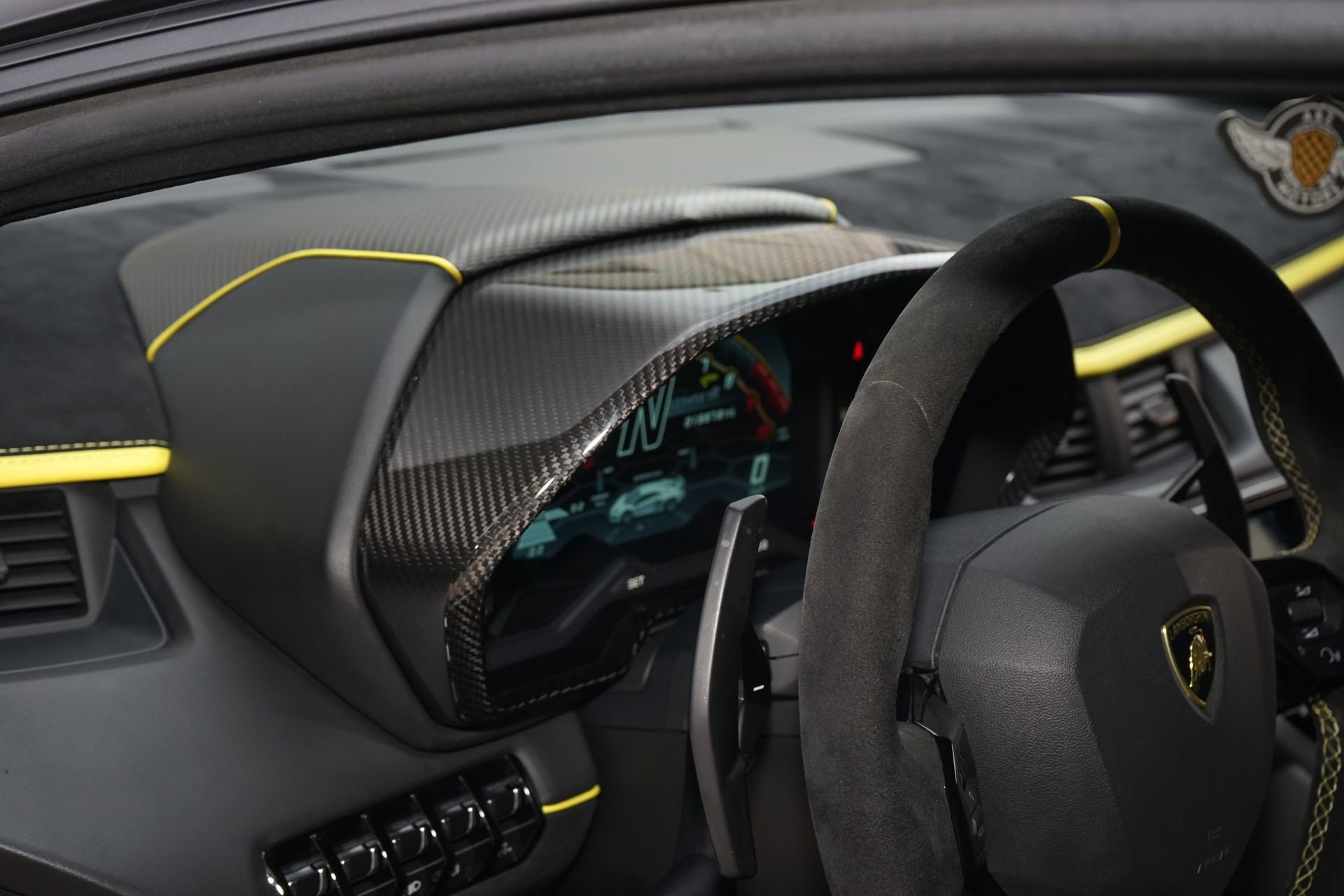 Used 2019 Lamborghini Aventador SVJ image 34