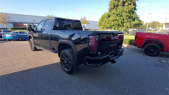Used 2024 GMC Sierra 2500 AT4 w/ AT4 Premium Plus Package image 2