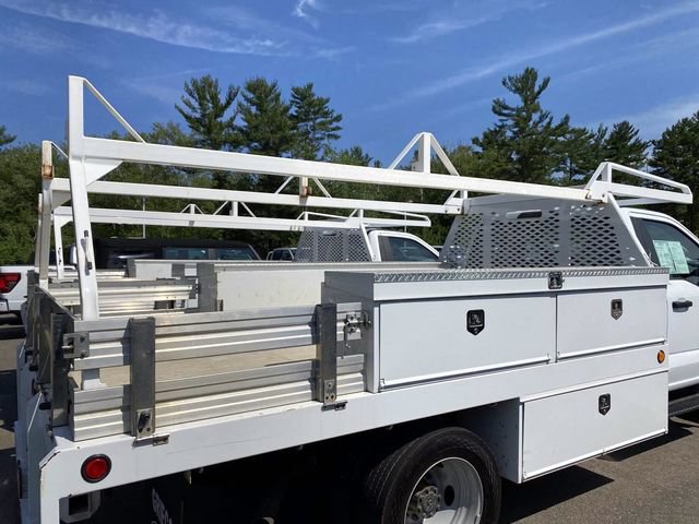 Used 2024 Ford F550 4x4 Regular Cab Super Duty image 2