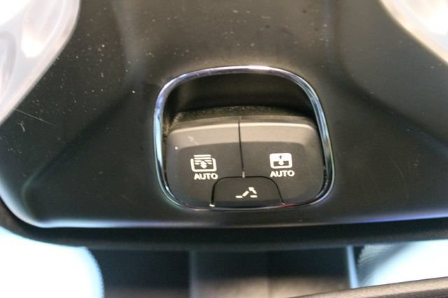 Used 2023 Jeep Compass Limited w/ Sun and Sound Group AWD/4WD image 27
