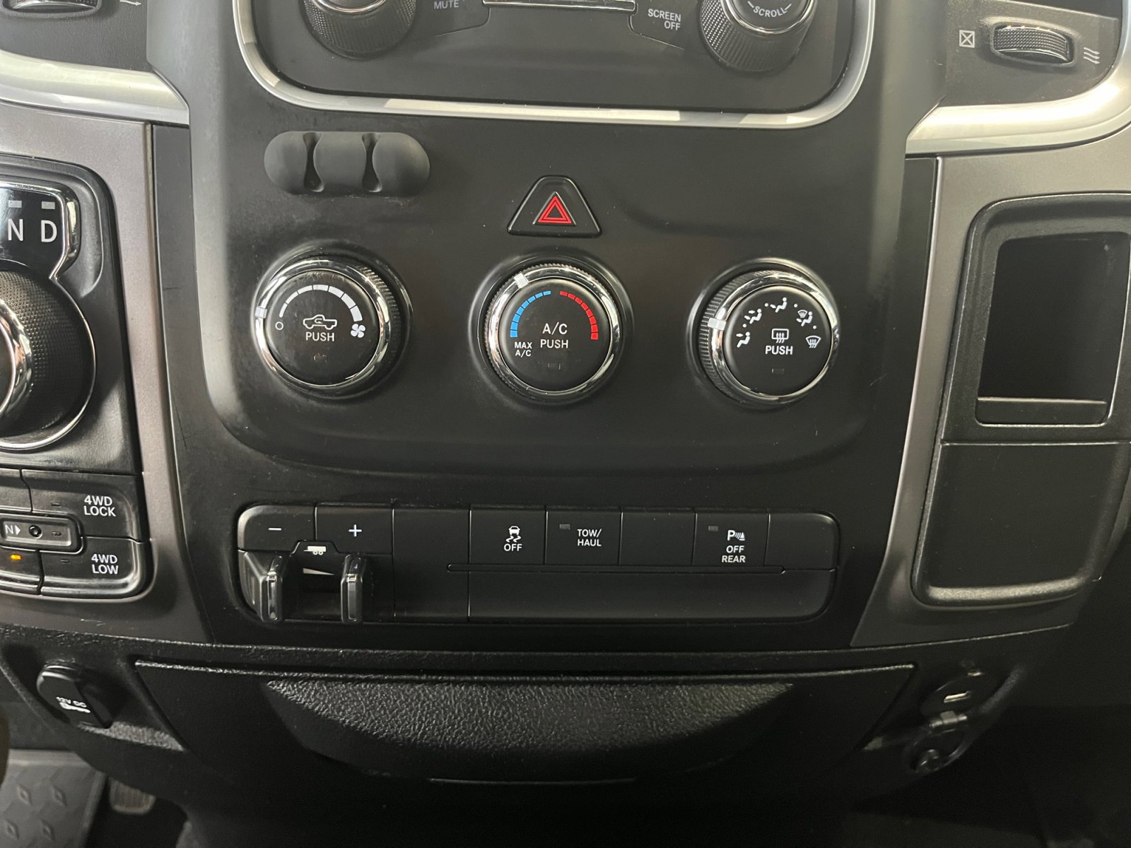 Used 2021 RAM 1500 Classic Warlock w/ Technology Package I image 32