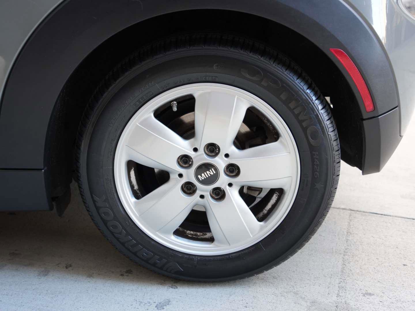 Used 2016 MINI Cooper 2-Door Hardtop image 6