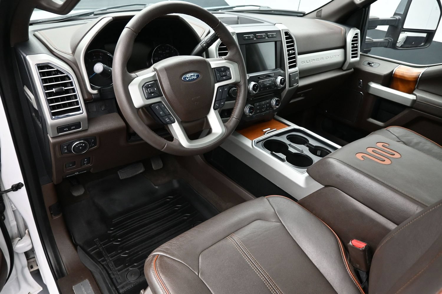 Used 2017 Ford F350 King Ranch w/ King Ranch Ultimate Package AWD/4WD image 22