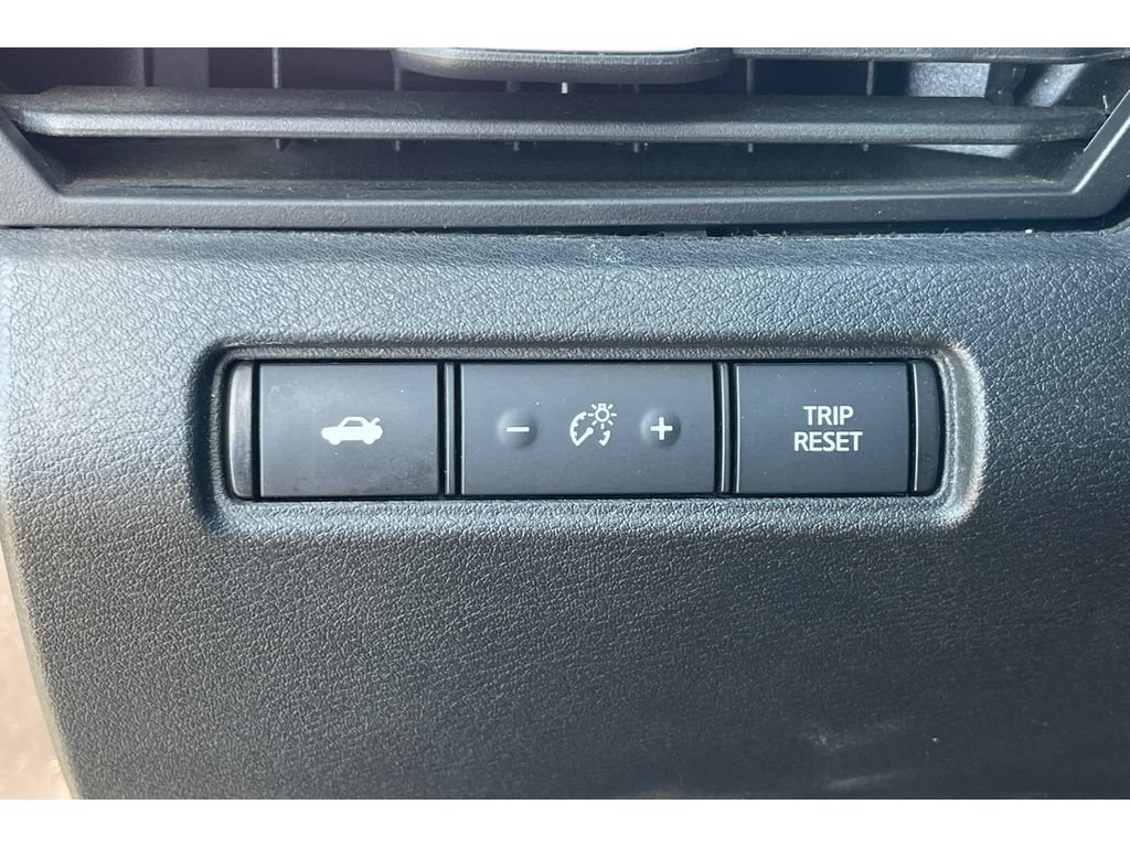 Used 2021 Nissan Altima 2.5 SR FWD image 40