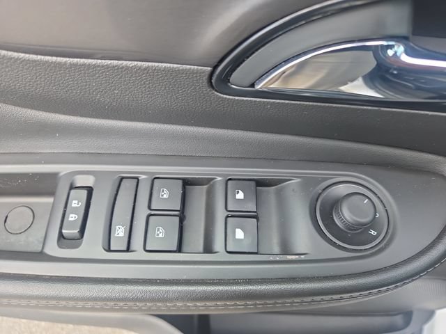 Used 2021 Buick Encore Preferred FWD image 17