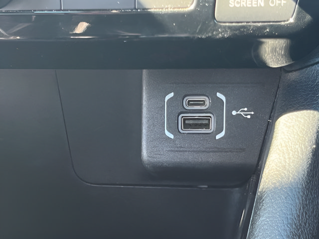 Used 2024 Jeep Compass Latitude AWD/4WD image 27