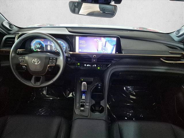 Used 2023 Toyota Crown w/ Advanced Technology Package AWD/4WD image 17