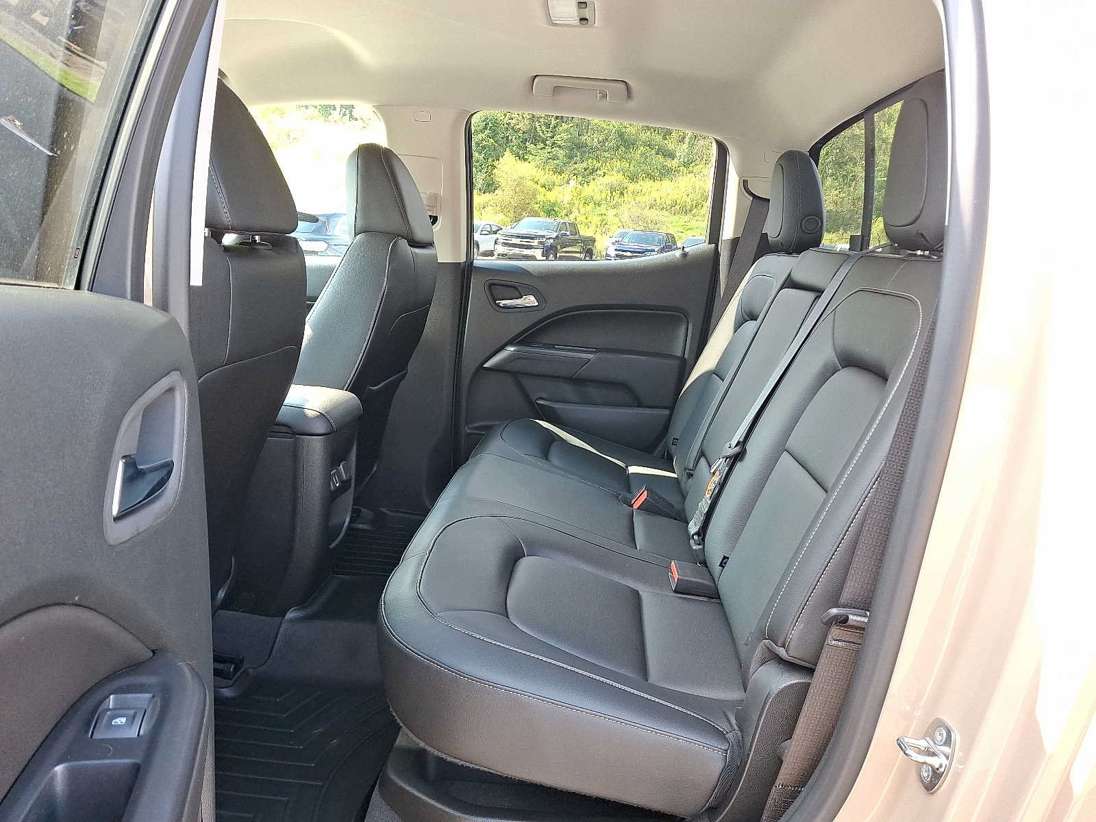 Used 2022 Chevrolet Colorado ZR2 AWD/4WD image 10