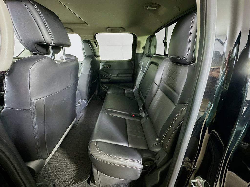 Used 2024 Nissan Frontier SL w/ Technology Package image 14