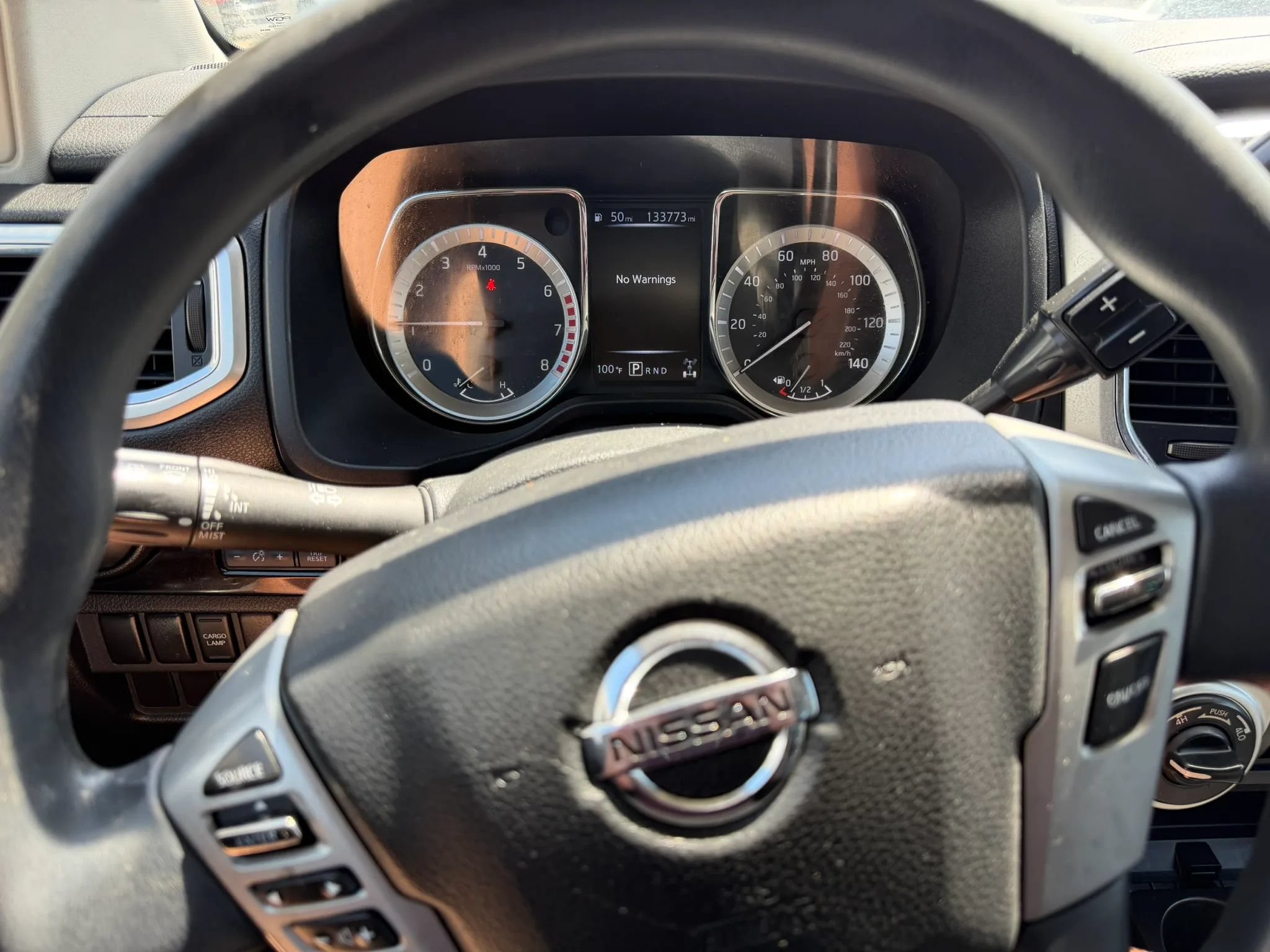 Used 2018 Nissan Titan SV AWD/4WD image 11