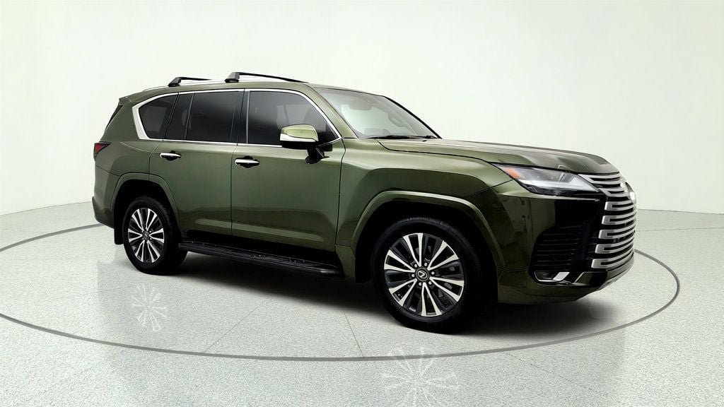 Used 2023 Lexus LX 600 4WD w/ Interior Upgrade Package image 3