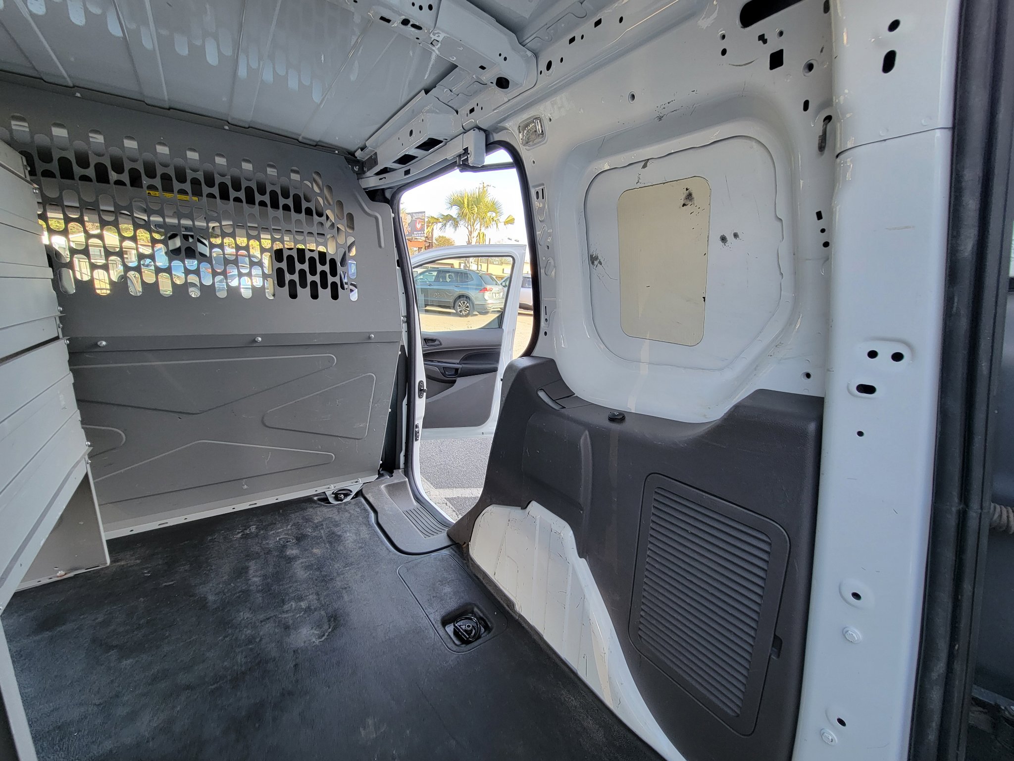 Used 2021 Ford Transit Connect XL image 35