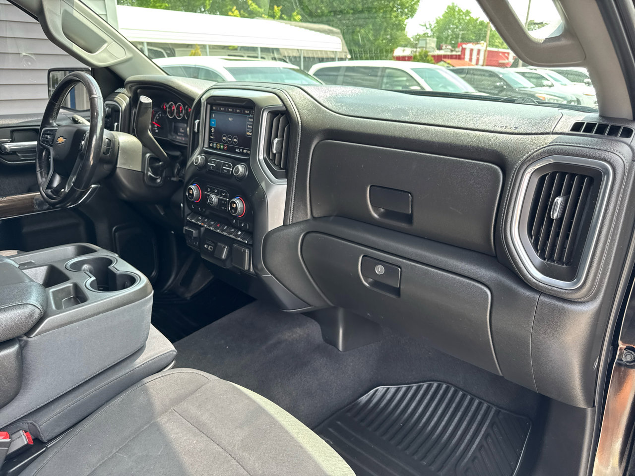 Used 2019 Chevrolet Silverado 1500 LT w/ All-Star Edition image 14