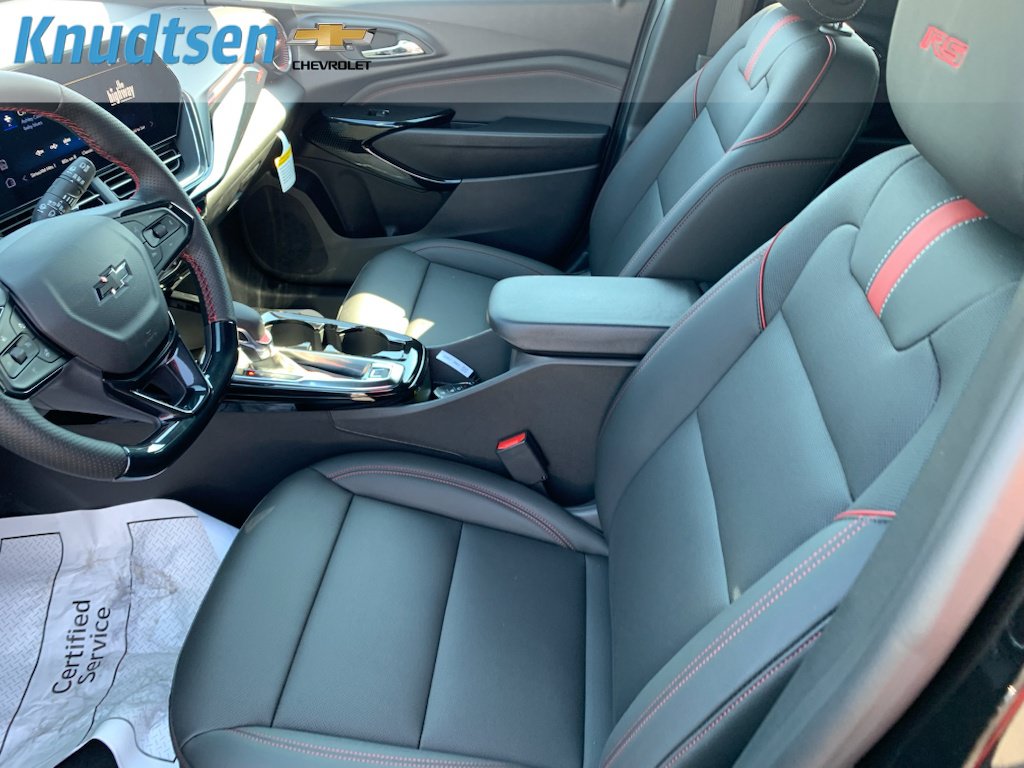 New 2026 Chevrolet Trax RS w/ Driver Confidence Package FWD image 18
