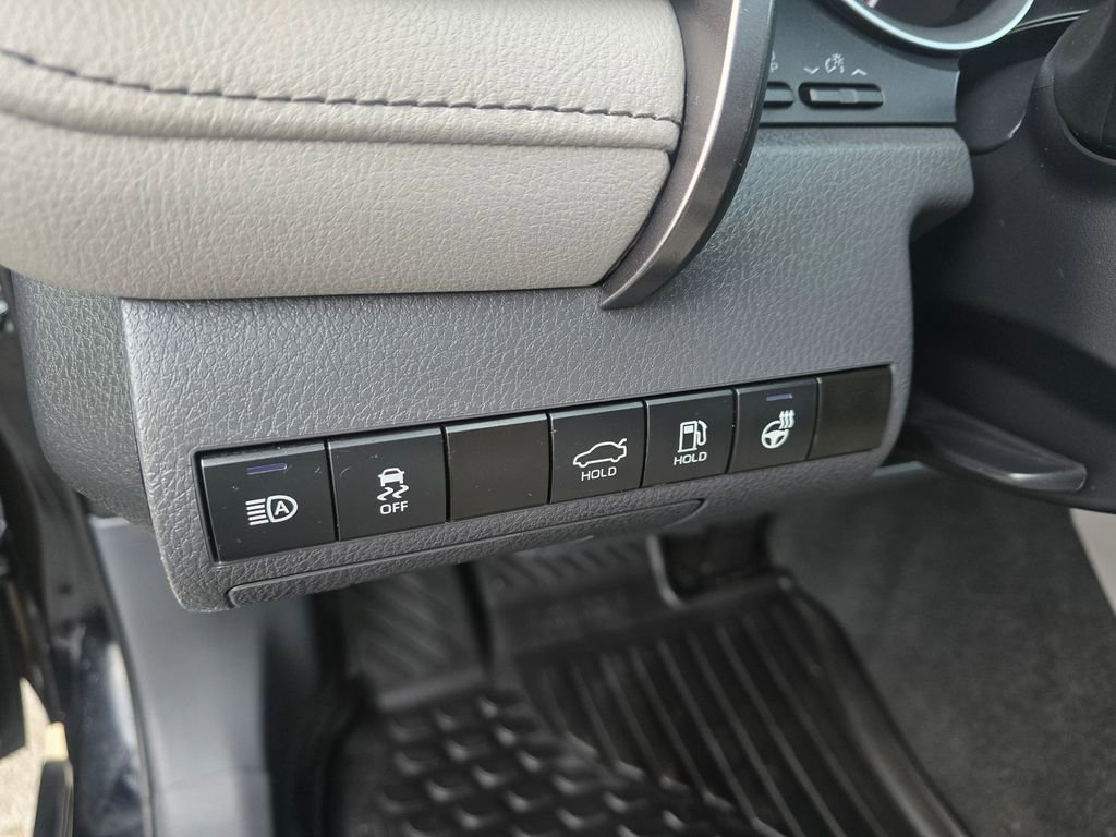 Certified 2023 Toyota Camry XLE w/ Cold Weather Package image 18