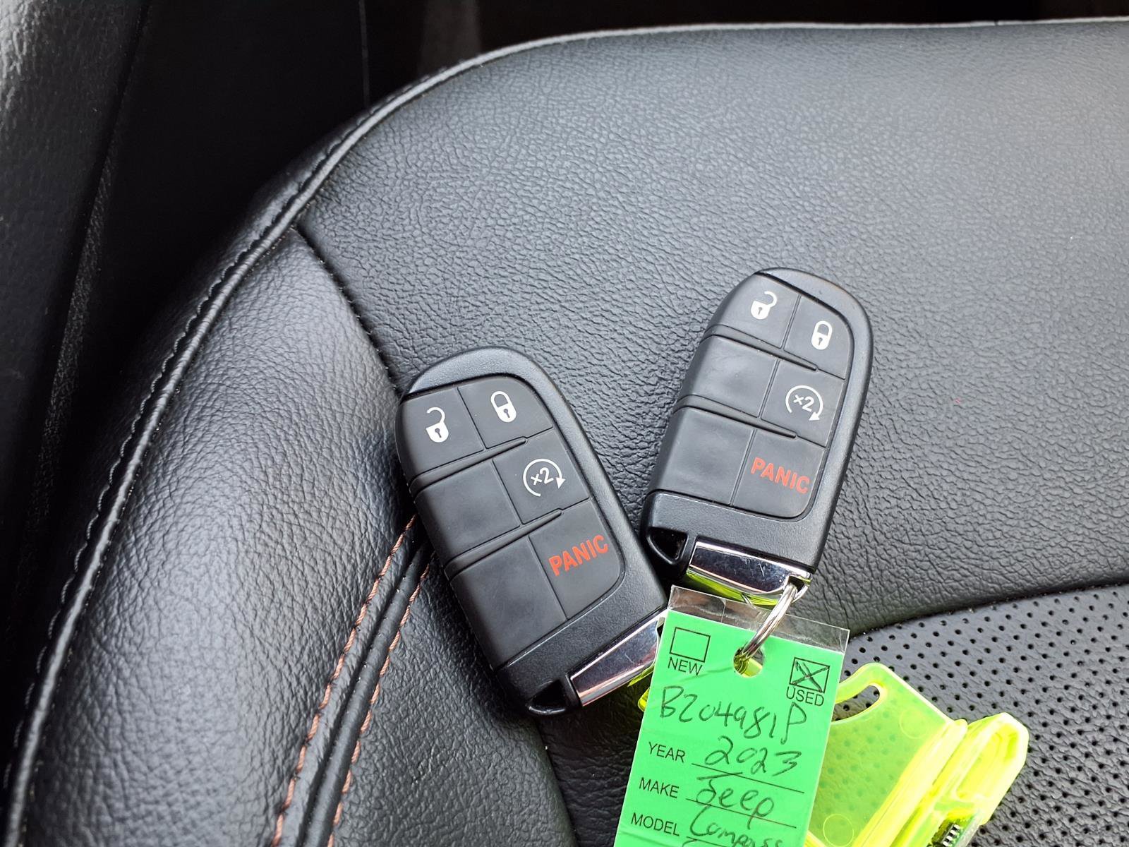 Used 2023 Jeep Compass Limited image 19