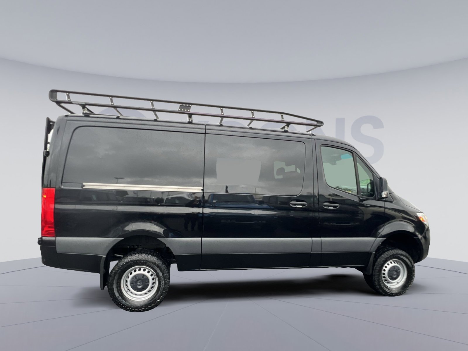 Used 2024 Mercedes-Benz Sprinter 2500 image 12