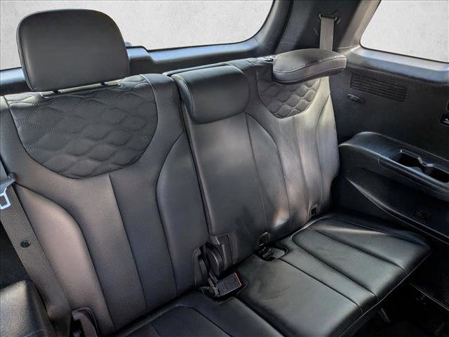 Used 2020 Hyundai Palisade Limited image 18
