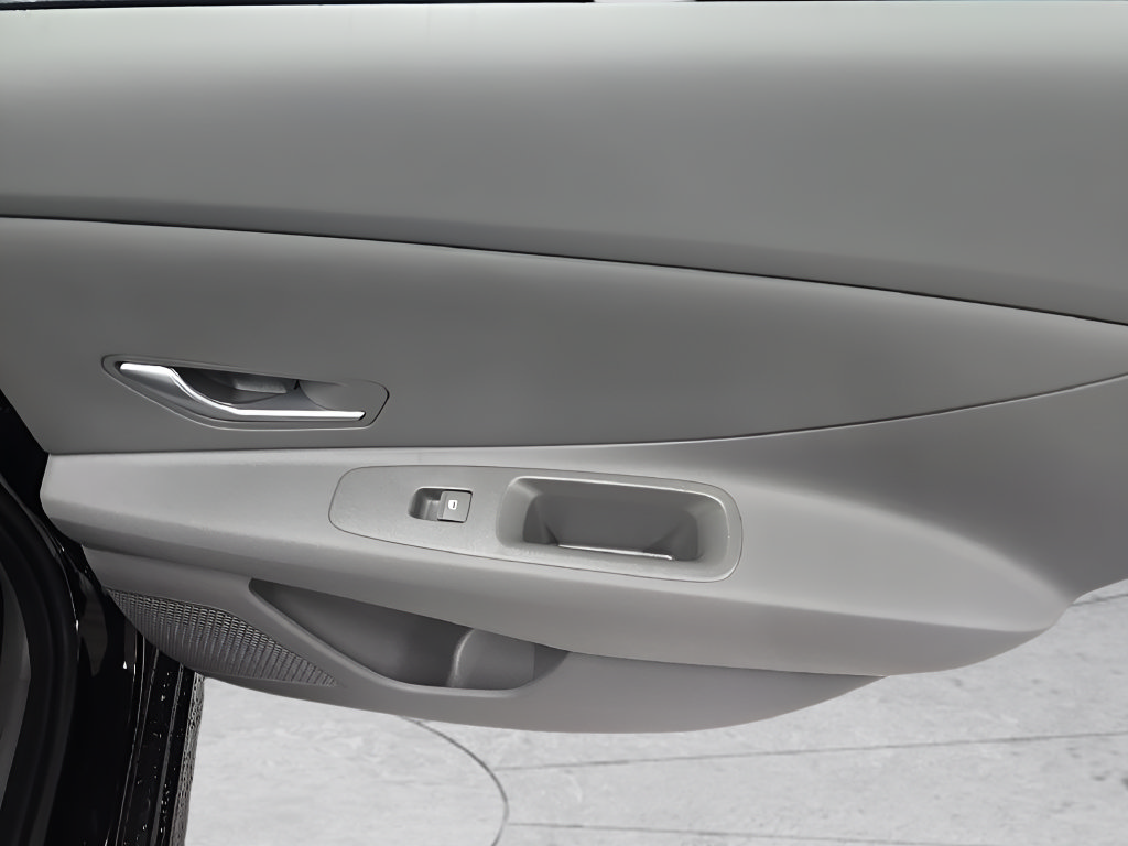 Certified 2026 Hyundai Elantra SE FWD image 21
