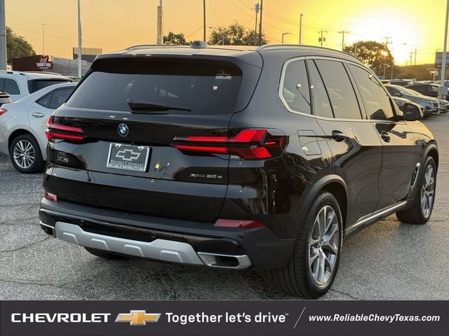 Used 2024 BMW X5 xDrive50e w/ Parking Assistance Package AWD/4WD image 6