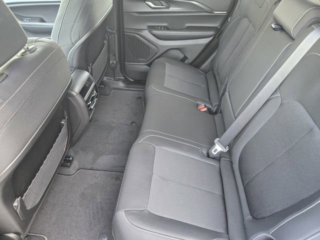 New 2025 Jeep Grand Cherokee Laredo w/ MOPAR Finishing Package RWD image 19
