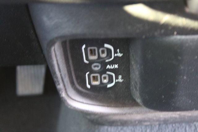 Used 2019 RAM 1500 Laramie AWD/4WD image 36