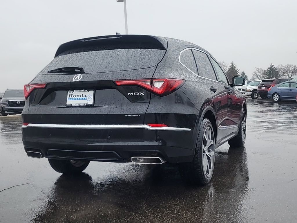 Used 2024 Acura MDX SH-AWD w/ Technology Package image 8