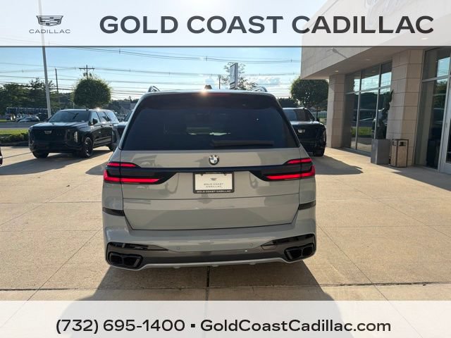 Used 2025 BMW X7 M60i AWD/4WD image 3