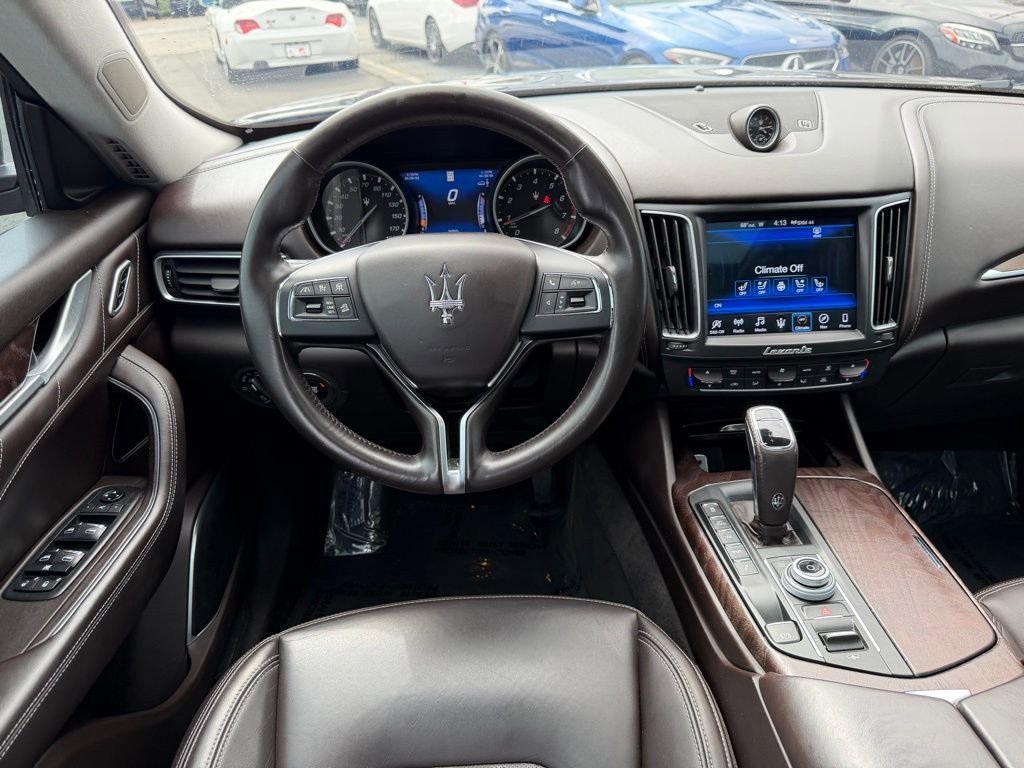 Used 2019 Maserati Levante GranLusso AWD/4WD image 29