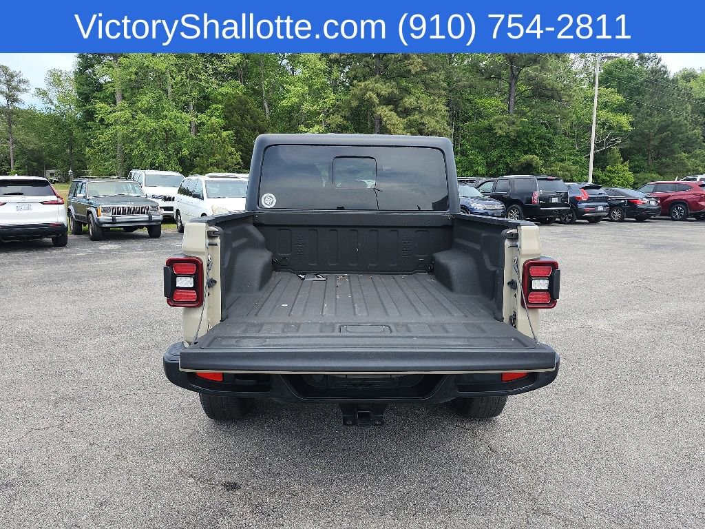 Used 2020 Jeep Gladiator Overland AWD/4WD image 23