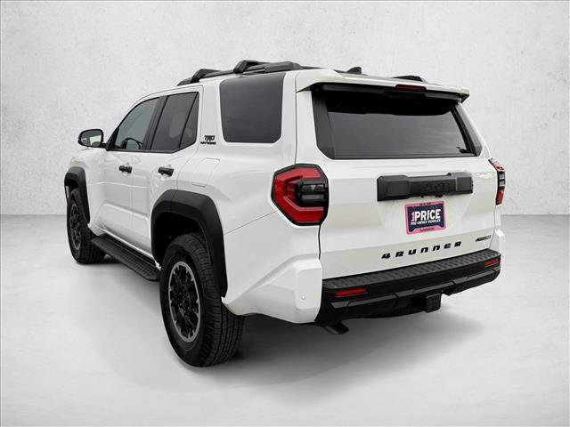 Certified 2025 Toyota 4Runner TRD Off-Road AWD/4WD image 5