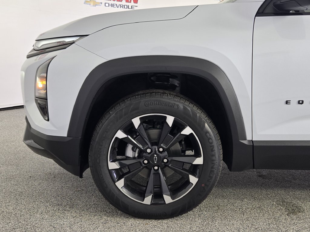 New 2026 Chevrolet Equinox RS w/ Safety and Technology Package FWD image 9
