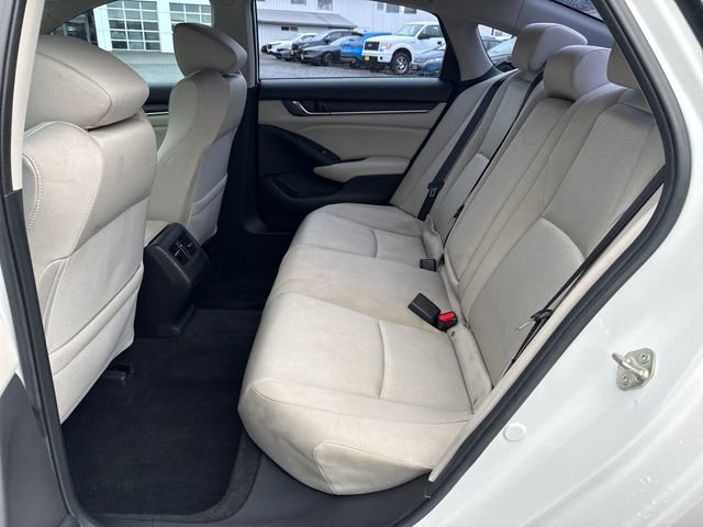 Used 2019 Honda Accord EX image 19