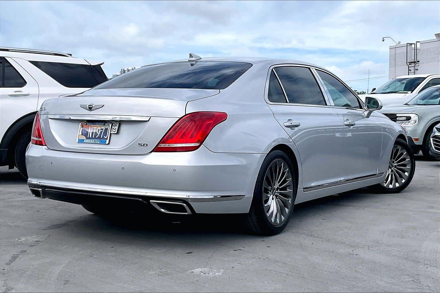Used 2019 Genesis G90 5.0 Ultimate RWD image 22